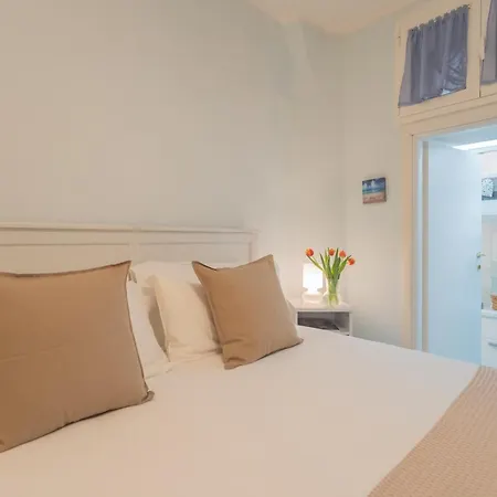 Apartment Il Timone By Rent Colonno